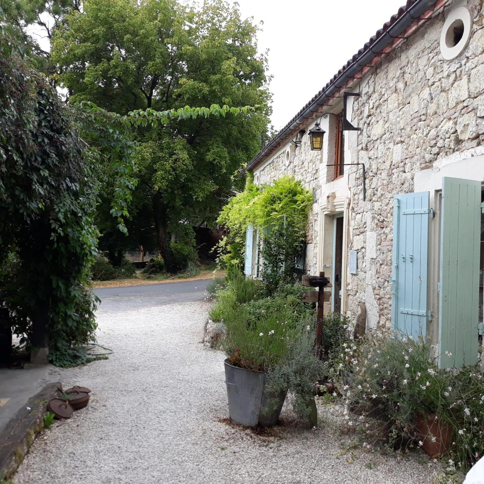 Le Moulin Scalagrand Bed & Breakfast Mazieres  Dış mekan fotoğraf